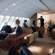 Imagen para el artículo titulado Viajar en un Boeing 747 en los años 70 era una experiencia de verdad
